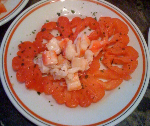 Salade de tomates - miettes de crabe